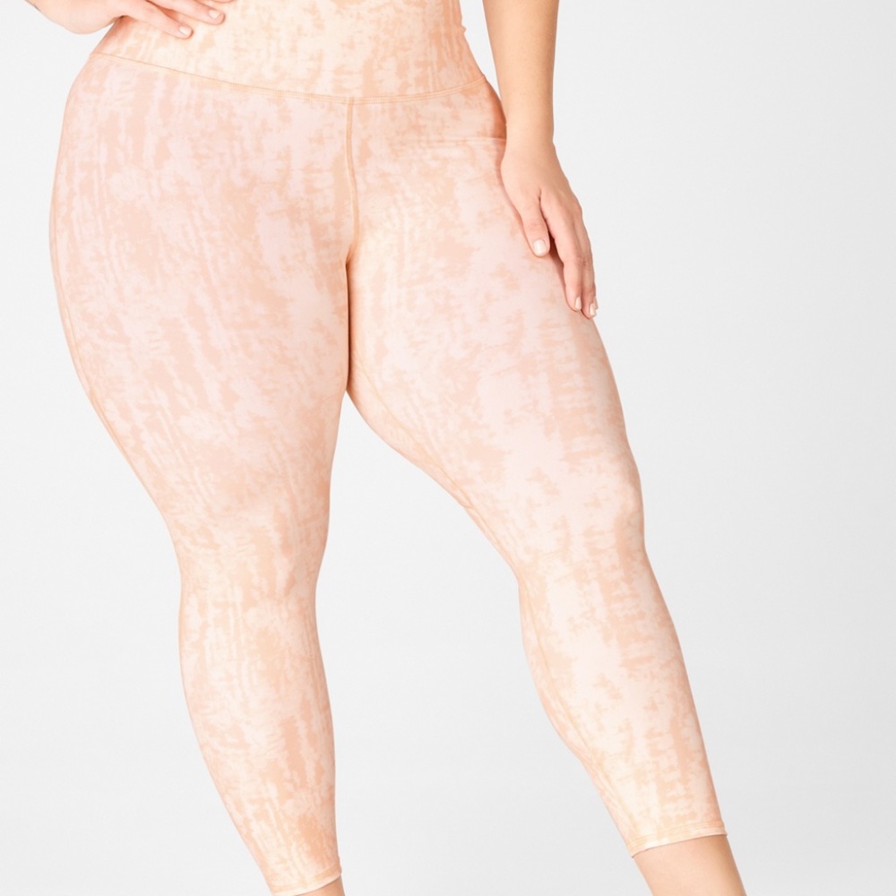 Fabletics Ultra High-Waisted PureLuxe 7/8